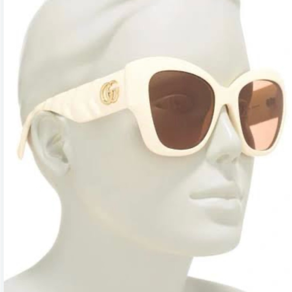 Brand new Gucci shades sun glasses ivory color